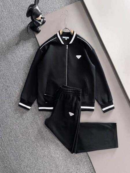 2025年12月5日入荷新作Pradaスーツ上下 ★高級品/...