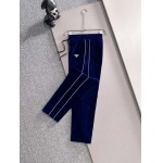 2025年12月5日入荷新作Pradaスーツ上下 ★高級品/誕生日プレゼント/OM工場