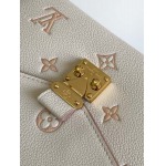 2025年12月8日入荷ヴィトン バッグM14977高品質新作/誕生日プレゼント