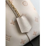 2025年12月8日入荷ヴィトン バッグM14401 高品質新作/誕生日プレゼント