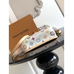 2025年12月8日入荷ヴィトン バッグM14194 高品質新作/誕生日プレゼント