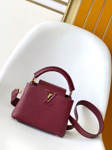 2025年12月8日入荷ヴィトン バッグM56071 M56...