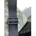 2025年12月8日入荷ヴィトン バッグM12490 25 x 18.5 x 7高品質新作/誕生日プレゼント