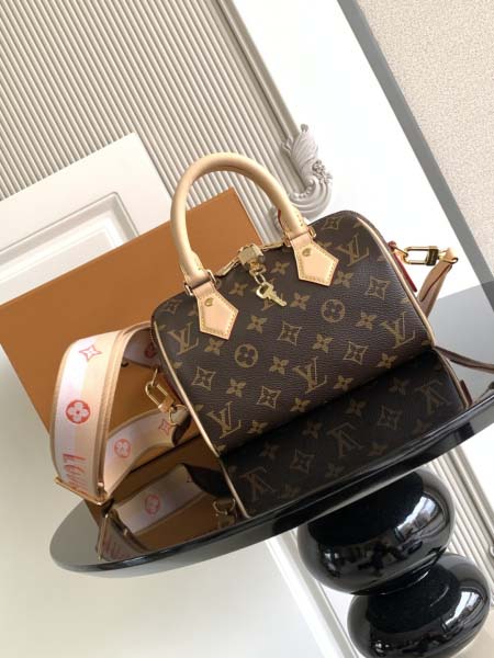 2025年12月8日入荷ヴィトン バッグM46954 高品質...