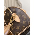 2025年12月8日入荷ヴィトン バッグM46954 高品質新作/誕生日プレゼント