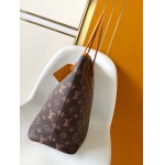 2025年12月8日入荷ヴィトン バッグM14023 Pharrell WilliamsNeverfullNevereverfullMonogram60 x 38 x 23高品質新作/誕生日プレゼント