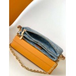 2025年12月8日入荷ヴィトン バッグM83532Monogram Liv pochettesize 24x13x6.5cm 高品質新作/誕生日プレゼント