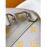 2025年12月8日入荷ヴィトン バッグM14834Keepall Bandoulire 50Monogram Glow Monogram29 x 23 x 50 Monogram Glow高品質新作/誕生日プレゼント