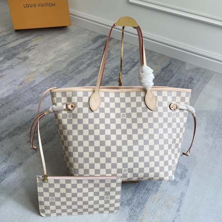2025年12月9日入荷Louis Vuitton バッグM...