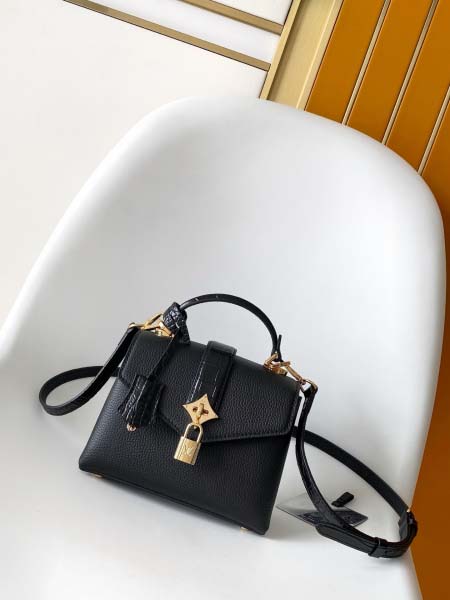 2025年12月9日入荷Louis Vuitton バッグN...