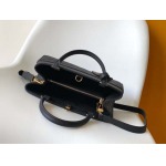 2025年12月9日入荷Louis Vuitton バッグM15231 M25577 City Avenue PM（Avenue PM）Monogram 30 x 19.5 x 12 高品質新作/誕生日プレゼント/ZC工場