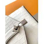 2025年12月9日入荷Louis Vuitton バッグN82033 N98925 N98928 N80432 N99017 N84714 N86012 Rose des Vents LV 27x11x19 高品質新作/誕生日プレゼント/