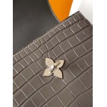 2025年12月9日入荷Louis Vuitton バッグN82033 N98925 N98928 N80432 N99017 N84714 N86012 Rose des Vents LV 27x11x19 高品質新作/誕生日プレゼント/