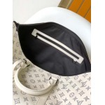 2025年12月9日入荷Louis Vuitton バッグKEEPALL BANDOULIèRE 50 Keepall  M24953 m24954 50 x 29cm高品質新作/誕生日プレゼント/ZC工場