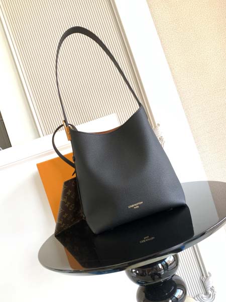 2025年12月9日入荷Louis Vuitton バッグM...