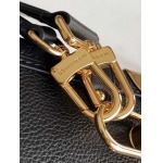 2025年12月9日入荷Louis Vuitton バッグM25166 M25160 M25072 M23817 M23915 M25067 M23818 Nicolas Ghesquière Side Trunk S-lock 21.0 