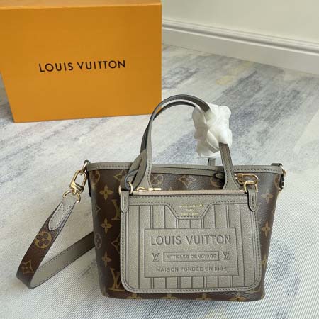 2025年12月9日入荷Louis Vuitton バッグM...