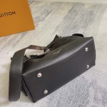 2025年12月9日入荷Louis Vuitton バッグM24861 CarryAll Cargo 33.5 x 23 x 15 高品質新作/誕生日プレゼント/ZC工場