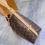 2025年12月9日入荷Louis Vuitton バッグM46197 CarryAll Monogram 39.0 x 30.0 x 15.0 高品質新作/誕生日プレゼント/ZC工場