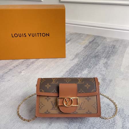 2025年12月9日入荷Louis Vuitton バッグM...