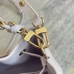 2025年12月9日入荷Louis Vuitton バッグm25675 BB Dream Monogram Empreinte 20 x 13 x 20 高品質新作/誕生日プレゼント/ZC工場