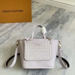 2025年12月9日入荷Louis Vuitton バッグM25656 Neverfull Bandoulière Inside Out BB Monogram 16.5 x 11 x 26.5 高品質新作/誕生日プレゼント/ZC工場