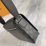 2025年12月9日入荷Louis Vuitton バッグM46255  District Monogram Eclipse LV 26.0 x 20.0 x 7.0 Monogram Eclipse 高品質新作/誕生日プレゼント/ZC工場