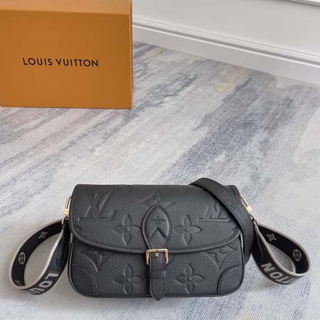 2025年12月9日入荷Louis Vuitton バッグM...