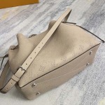 2025年12月10日入荷Louis Vuitton バッグ高品質新作/誕生日プレゼント/ZC工場