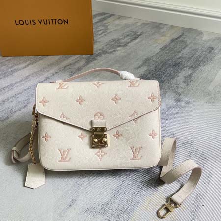 2025年12月10日入荷Louis Vuitton バッグ...