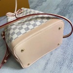 2025年12月10日入荷Louis Vuitton バッグ高品質新作/誕生日プレゼント/ZC工場