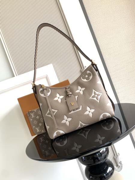 2025年12月10日入荷Louis Vuitton バッグ...