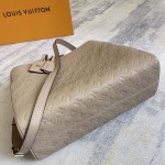 2025年12月10日入荷Louis Vuitton バッグ高品質新作/誕生日プレゼント/ZC工場