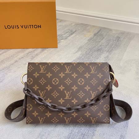 2025年12月10日入荷Louis Vuitton バッグ...