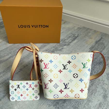 2025年12月10日入荷Louis Vuitton バッグ...