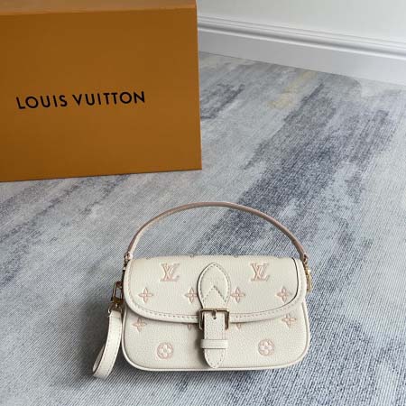 2025年12月10日入荷Louis Vuitton バッグ...