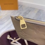 2025年12月10日入荷Louis Vuitton バッグ高品質新作/誕生日プレゼント/ZC工場