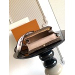 2025年12月10日入荷Louis Vuitton バッグ高品質新作/誕生日プレゼント/ZC工場