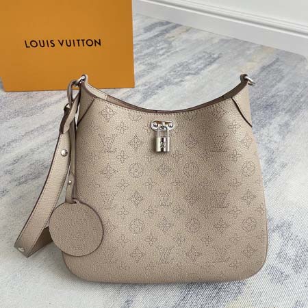 2025年12月10日入荷Louis Vuitton バッグ...