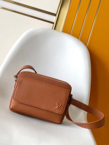 2025年12月10日入荷Louis Vuitton バッグ...