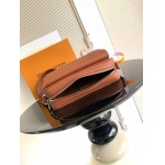 2025年12月10日入荷Louis Vuitton バッグ高品質新作/誕生日プレゼント/ZC工場