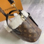 2025年12月10日入荷Louis Vuitton バッグ高品質新作/誕生日プレゼント/ZC工場