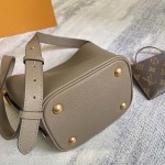 2025年12月10日入荷Louis Vuitton バッグ高品質新作/誕生日プレゼント/ZC工場