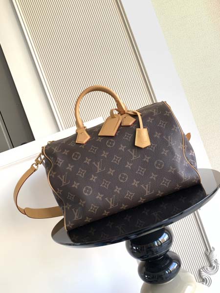 2025年12月10日入荷Louis Vuitton バッグ...