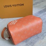 2025年12月10日入荷Louis Vuitton バッグ高品質新作/誕生日プレゼント/ZC工場