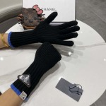 2025年12月10日入荷新品prada手袋ギフト/誕生日/記念品/アクセサリーkaka工場