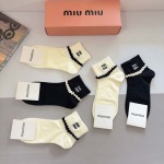 2025年12月10日入荷新品miumiu靴下ギフト/誕生日/記念品/アクセサリーkaka工場