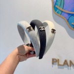 2025年12月10日入荷新品CHANELカチューシャギフト/誕生日/記念品/アクセサリーkaka工場