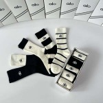 2025年12月10日入荷新品ALO靴下ギフト/誕生日/記念品/アクセサリーkaka工場