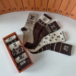 2025年12月10日入荷新品Louis Vuitton靴下ギフト/誕生日/記念品/アクセサリーkaka工場